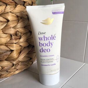 Whole Body Deo Invisible Cream - Coconut & Vanilla (White/Purple)
Brand NEW